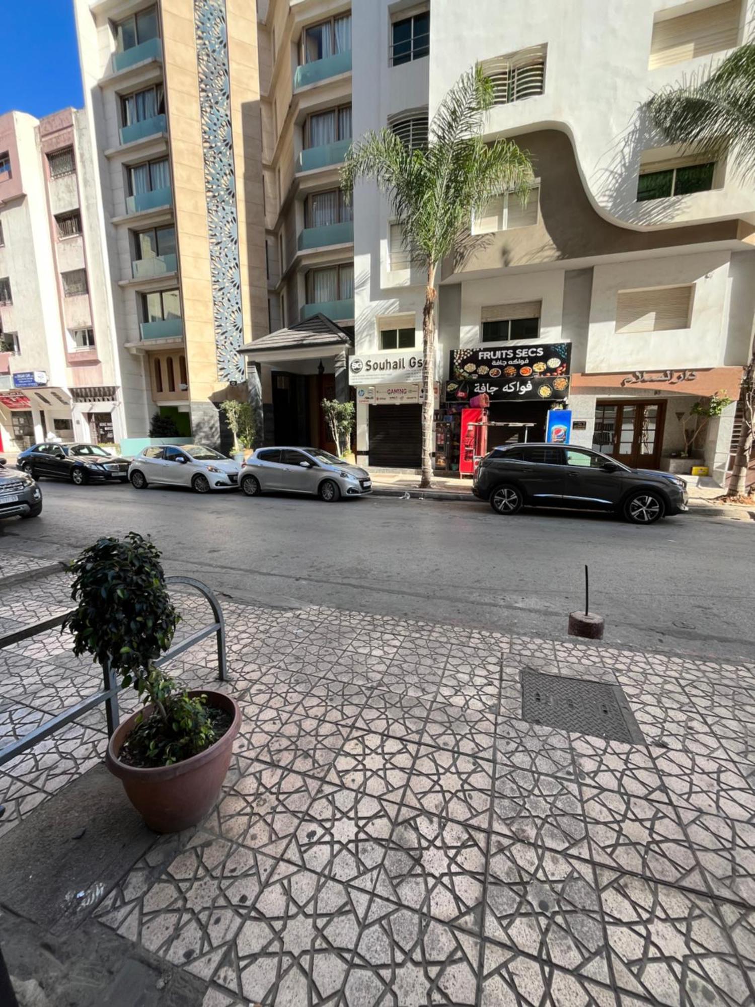 Luxury Center Town Apartment Kenitra Eksteriør bilde